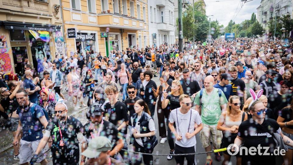 Die Organisatoren sprechen von einer „spürbaren Veränderung des gesellschaftlichen Klimas“. (Archivbild) Bild: Christoph Soeder/dpa