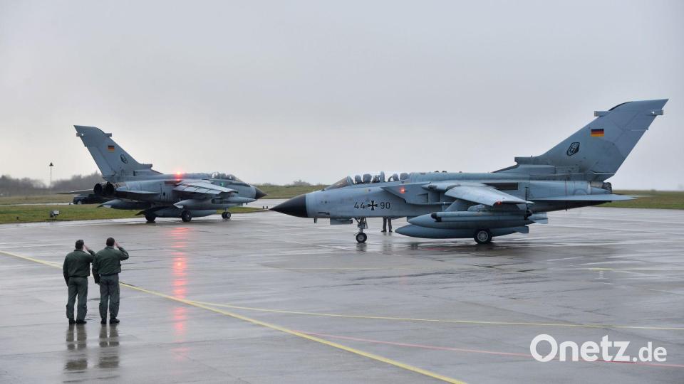 Der Bundeswehr-Flugplatz in Büchel gilt als einer der Lagerorte für US-amerikanische Atombomben vom Typ B61 in Europa. (Archivbild) Bild: picture alliance / Harald Tittel/dpa