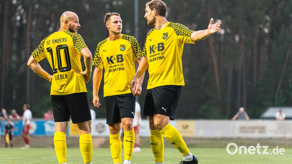 Der SC Luhe-Wildenau setzt sich im Duell gegen den FC Amberg mit 3:1 durch. Bild: Hannah Dirscherl