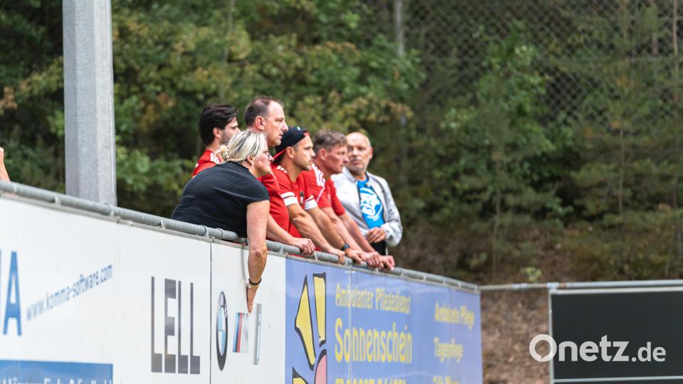 Der SC Luhe-Wildenau setzt sich im Duell gegen den FC Amberg mit 3:1 durch. Bild: Hannah Dirscherl