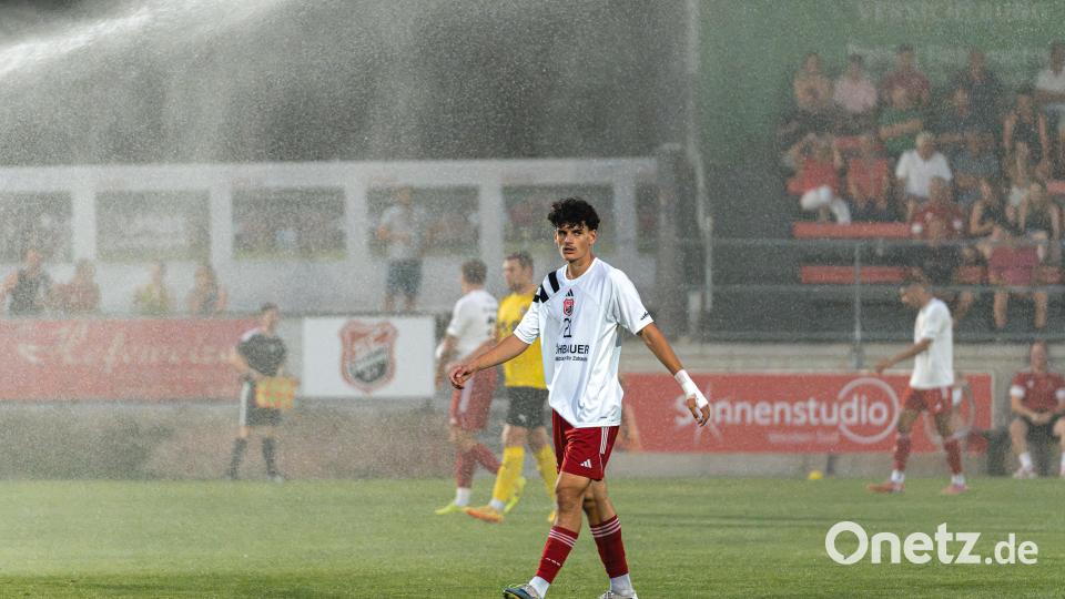 Der SC Luhe-Wildenau setzt sich im Duell gegen den FC Amberg mit 3:1 durch. Bild: Hannah Dirscherl