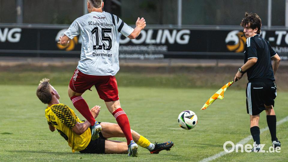 Der SC Luhe-Wildenau setzt sich im Duell gegen den FC Amberg mit 3:1 durch. Bild: Hannah Dirscherl