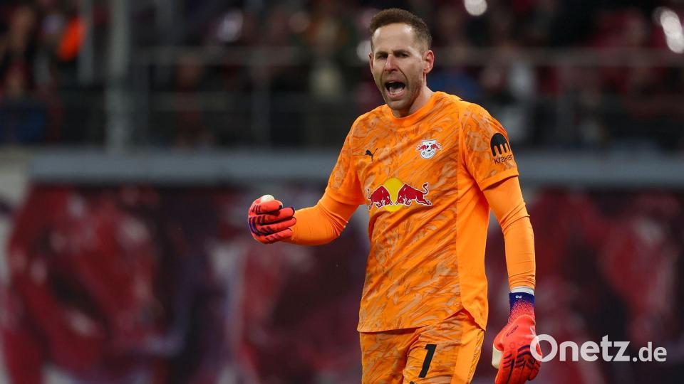 Torwart Péter Gulácsi wird RB Leipzig wohl verlassen. (Archivbild). Bild: Jan Woitas/dpa