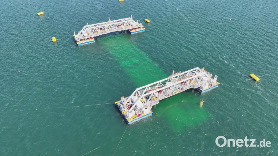 Die Tunnelelemente sind jeweils etwa 73.500 Tonnen schwer. Sie werden auf der dänischen Insel Lolland hergestellt. Jedes von ihnen ist in etwa so groß wie ein Frachtschiff. Bild: -/Femern A/S/dpa