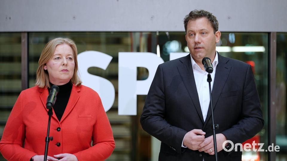 Wie lange bleiben Bärbel Bas und Lars Klingbeil - hier nach der verlorenen Landtagswahl in Rheinland-Pfalz - an der SPD-Spitze? (Archivfoto) Bild: Kay Nietfeld/dpa
