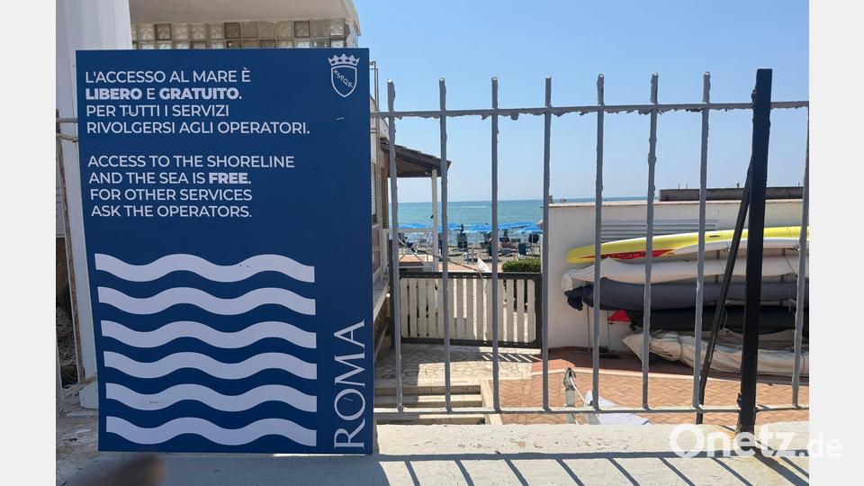 Eigentlich gehört der Strand auch in Italien dem Staat - also allen. Bild: Christoph Sator/dpa