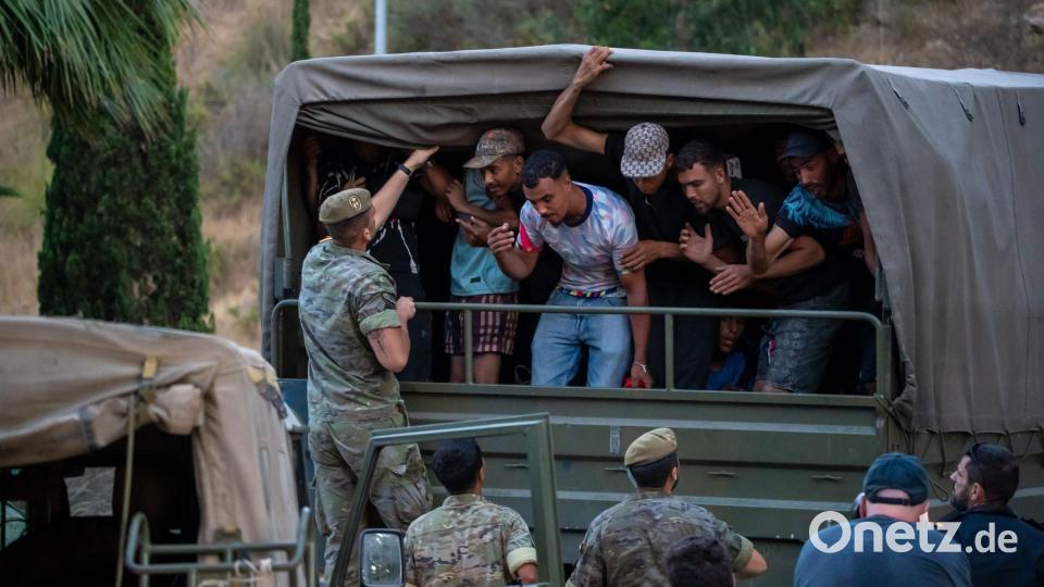 Die Rückführungsaktionen gehen weiter. Bild: Antonio Sempere/AP/dpa