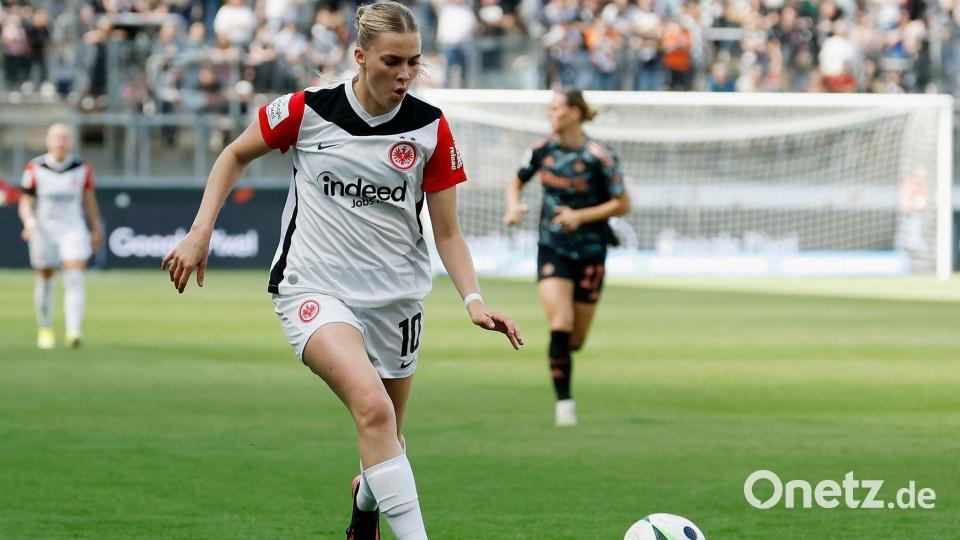 Laura Freigang erzielte in der vergangenen Bundesliga-Saison zwölf Tore für die Frankfurterinnen. (Archivbild) Bild: Heiko Becker/dpa