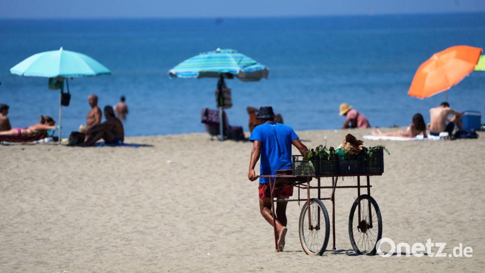 Gratisstrände sind in Italien keineswegs die Regel. (Foto: Archiv) Bild: Gregorio Borgia/AP/dpa
