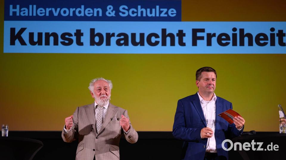 Kunst braucht Freiheit! Bild: Hendrik Schmidt/dpa