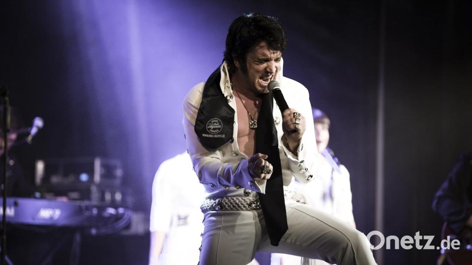 Nils Strassburg als Elvis-Performer. Bild: Dominic Pencz