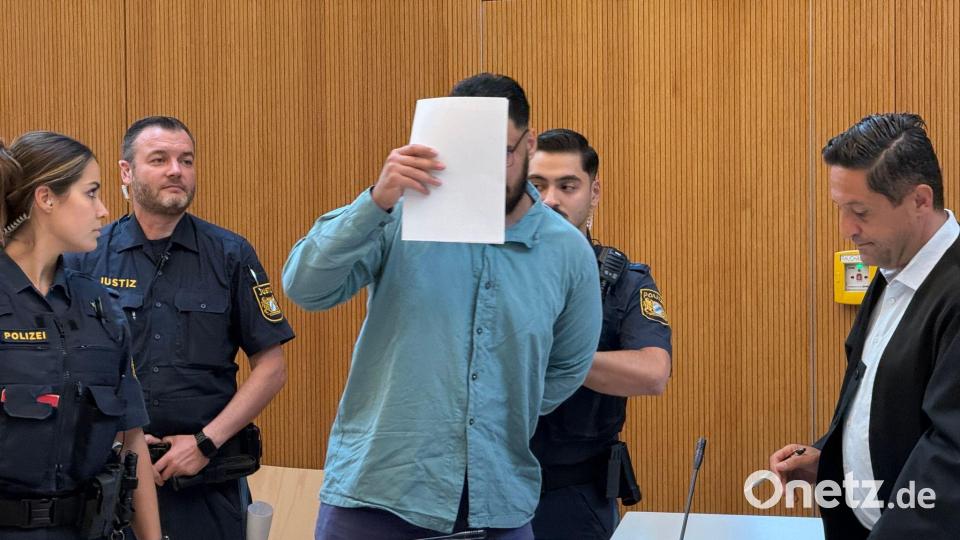 Das Urteil im Prozess gegen den 25-Jährigen fällt am Donnerstag. (Archivbild) Bild: Elke Richter/dpa