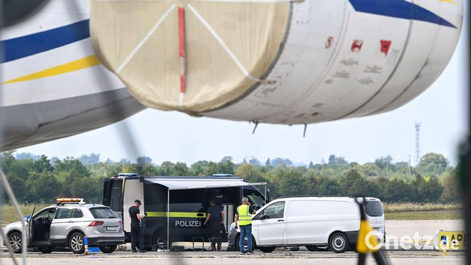 Laut Sicherheitskreisen wurde die Drohne in der Nähe eines ukrainischen Frachtflugzeugs gefunden. Bild: Hendrik Schmidt/dpa