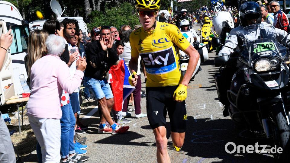 Chri Froome musste einst den Berg hinauflaufen. (Archivbild) Bild: Stephane Mantey - Pool/LEQUIPE POOL/dpa