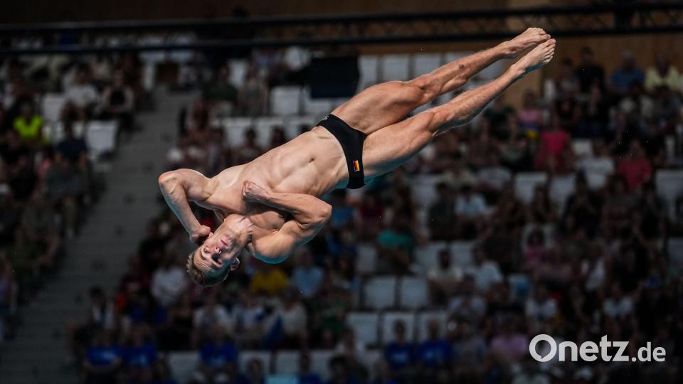 Moritz Wesemann holt mit beeindruckenden Sprüngen sein zweites EM-Gold. Bild: Aurelien Morissard/AP/dpa