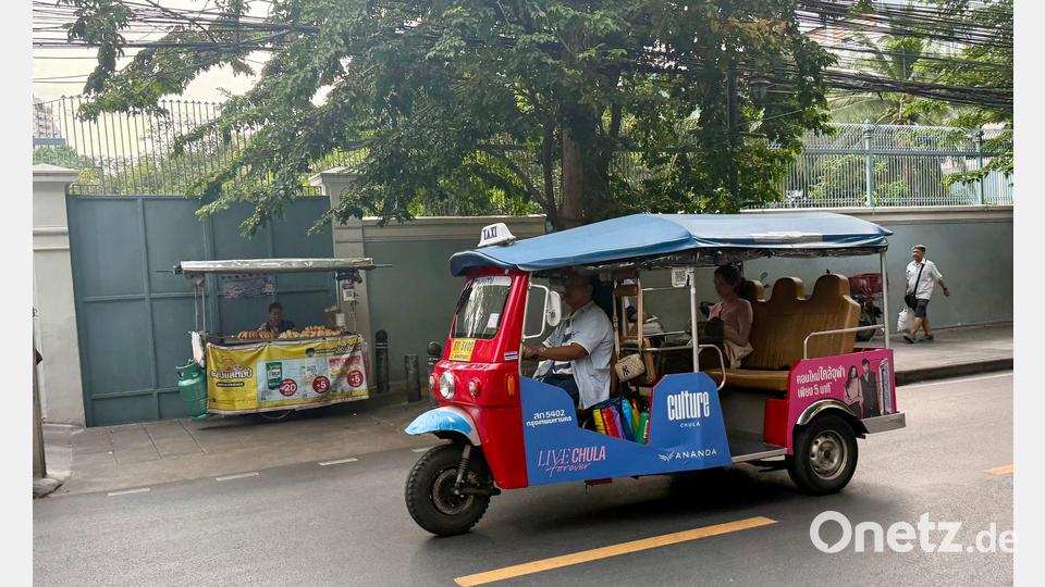 Elektro-Tuk-Tuks können mittlerweile per App gerufen werden. Bild: Carola Frentzen/dpa