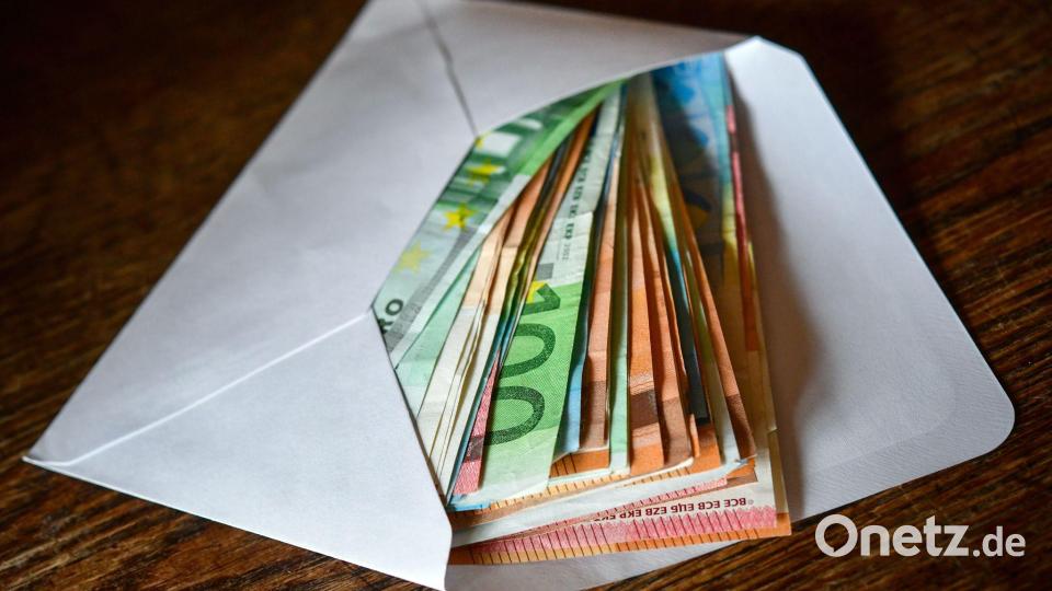 Der Schaden durch die Betrugsmaschen wächst. (Symbolbild) Bild: Patrick Pleul/dpa-Zentralbild/dpa