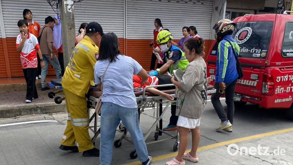 Mehr als 20 Menschen wurden verletzt. Bild: Uncredited/Por Tek Tueng Nonthaburi/AP/dpa