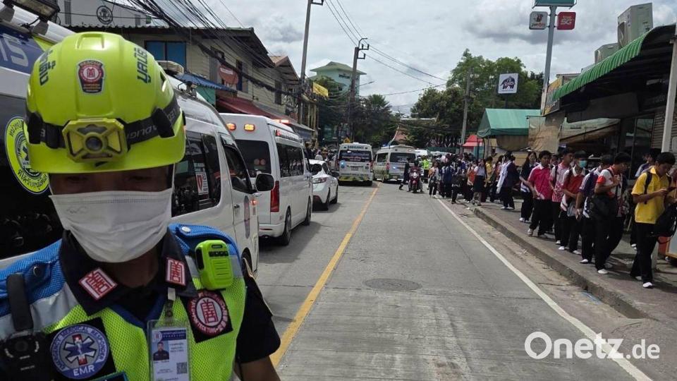 Das Motiv des Jugendlichen wird noch ermittelt. Bild: Uncredited/Por Tek Tueng Nonthaburi/AP/dpa