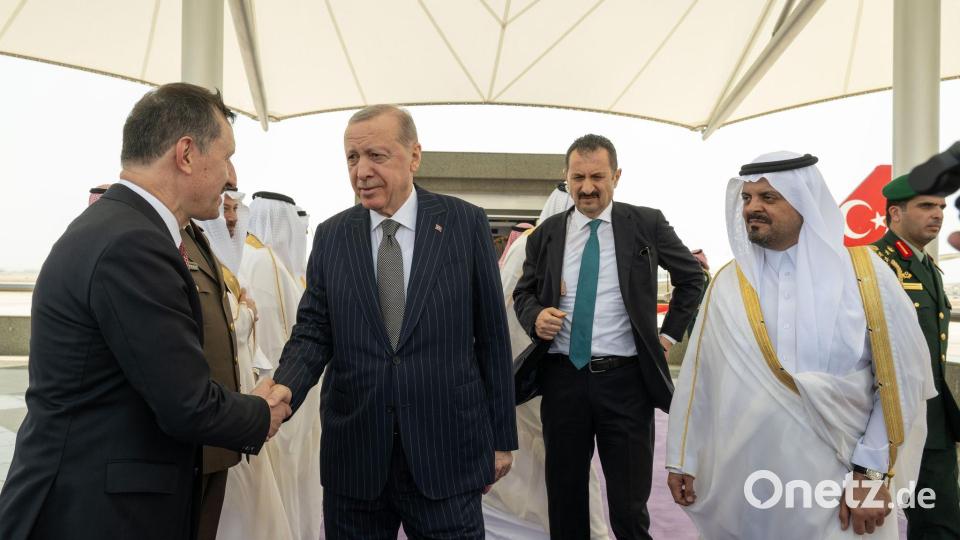 Der türkische Präsident Recep Tayyip Erdogan trifft zu Gesprächen in Saudi-Arabien ein. Bild: Mshibli/Saudi Press Agency/dpa