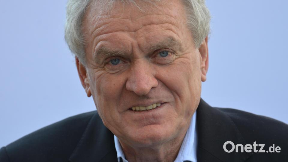 Sepp Maier auf der Bühne während einer seiner Shows. Bild: Bruno Märkl