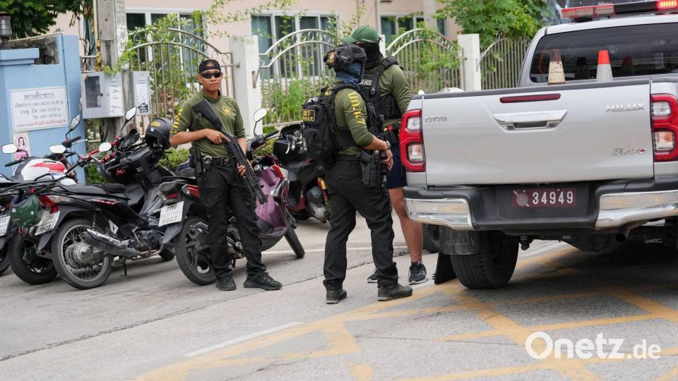 Die Polizei war mit einem Großaufgebot im Einsatz. Bild: Sakchai Lalit/AP/dpa