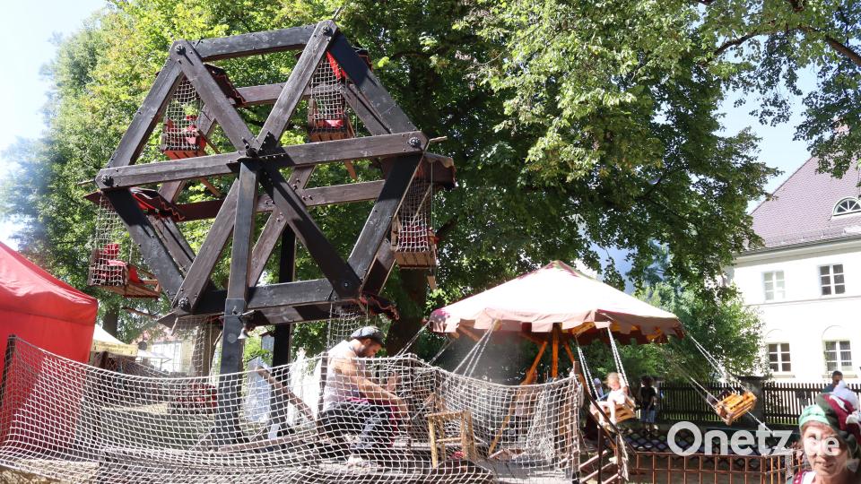 Das Riesenrad erfreute die Kleinen. Bild: Heidi Franitza