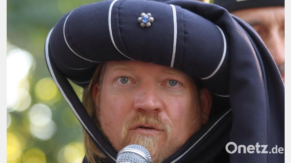 Der Vizdom zu Amberg (Statthalter) feute sich über die Besucher, die aus weit entlegenen Gauen, selbst aus der Steiermark und dem Böhmischen, an den Vilsstrom gereist waren. Bild: Heidi Franitza
