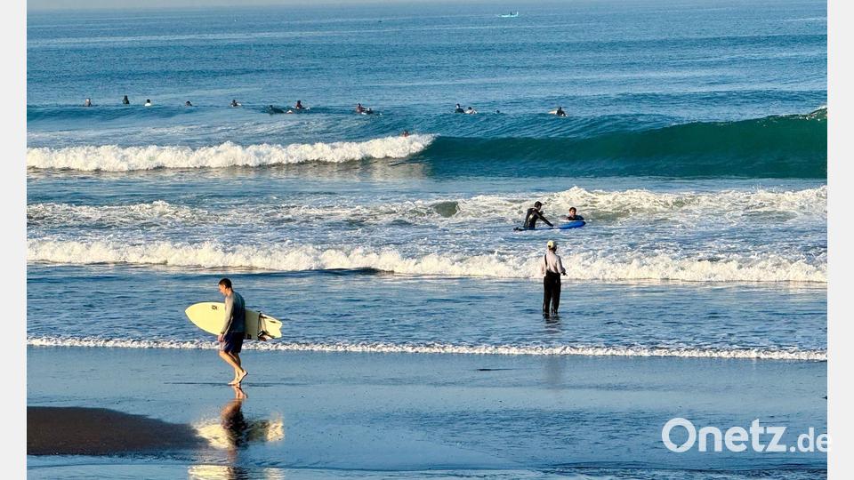 Surfen am Morgen, dann den Laptop aufklappen - so sieht der Tag vieler digitaler Nomaden aus. Bild: Carola Frentzen/dpa