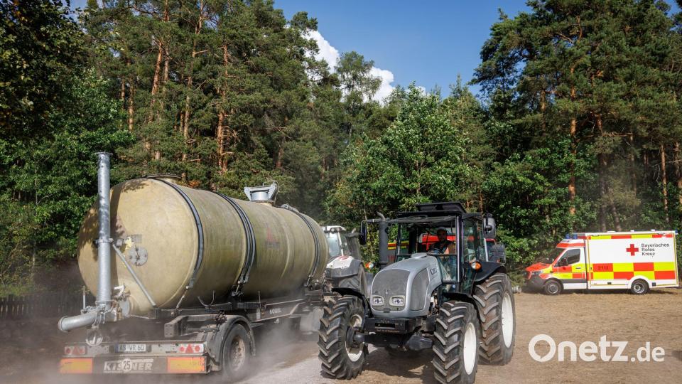 Landwirte halfen, den Brand schnell zu löschen- Bild: Daniel Karmann/dpa