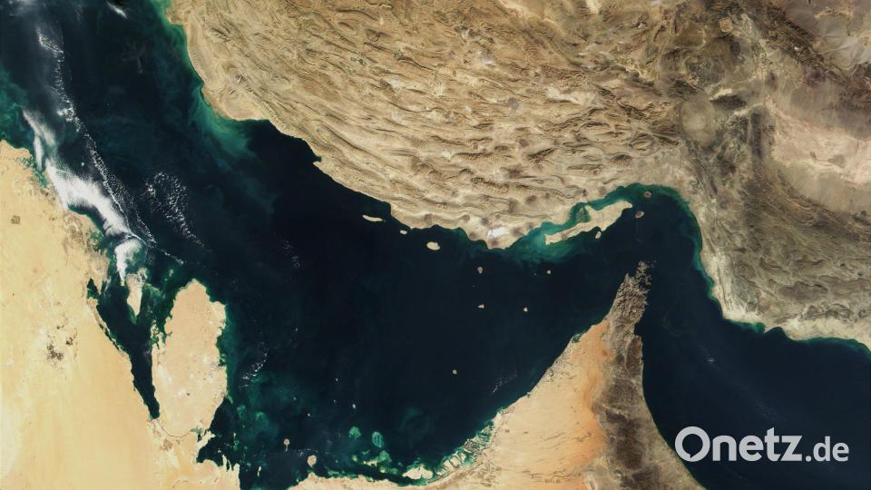 Der Schiffsverkehr in der Straße von Hormus ist weiter stark eingeschränkt. (Archivbild) Bild: -/The Visible Earth/NASA/dpa