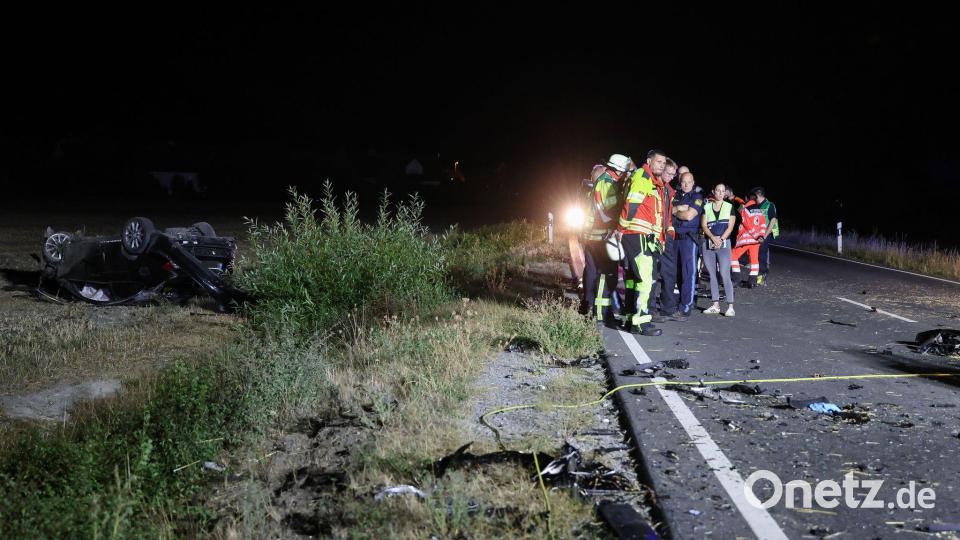 Die Feuerwehr sprach von einem Trümmerfeld. Bild: Daniel Löb/dpa
