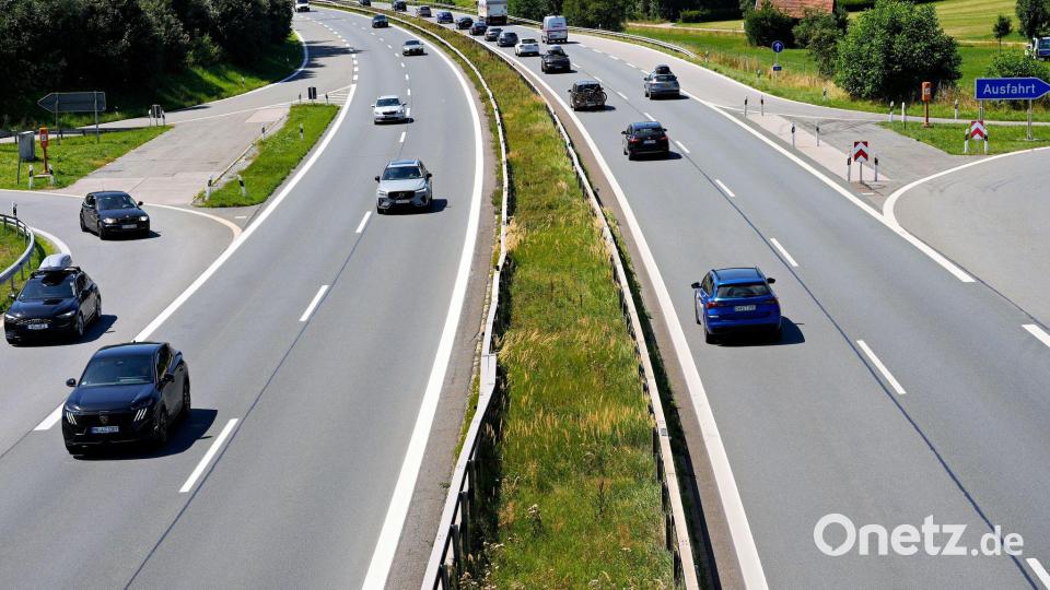 Der betroffene Abschnitt der A8 ist nur vierspurig und meist ohne Seitenstreifen. Bild: Uwe Lein/dpa
