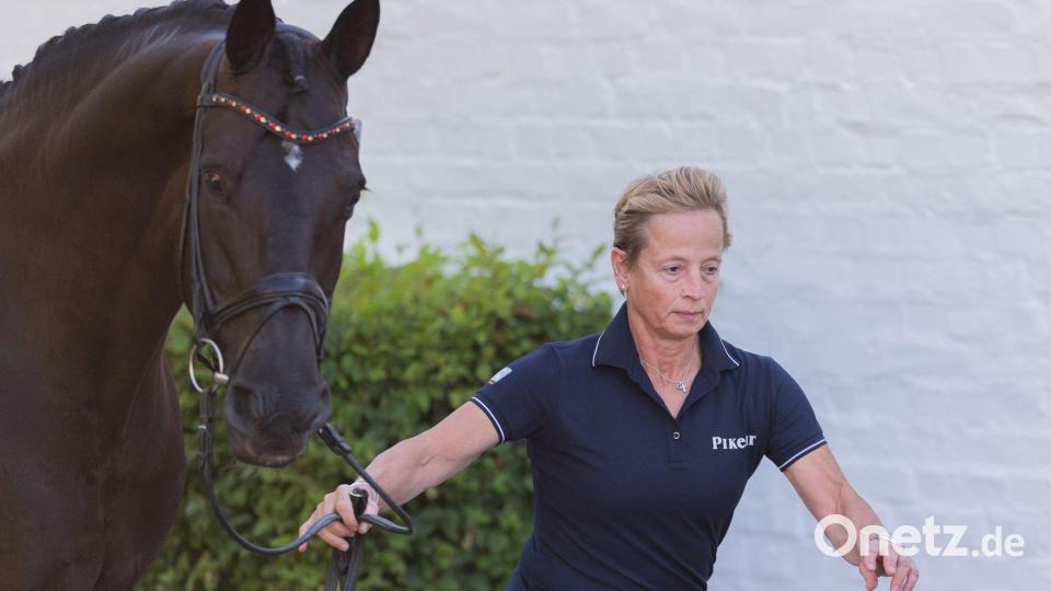 Rekordreiterin Isabell Werth beim VET-Check vor der WM in Aachen. Bild: Rolf Vennenbernd/dpa