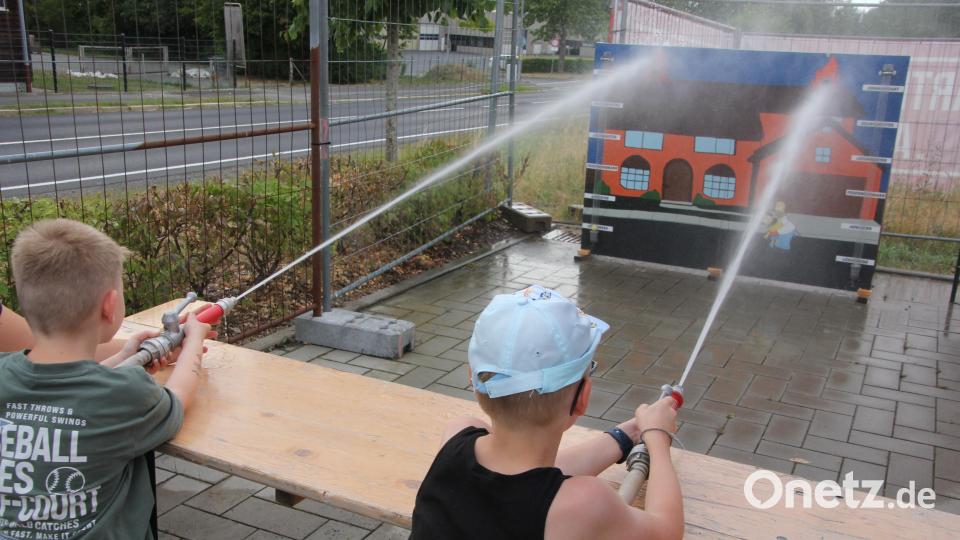 Auch das Zielspritzen erfreute sich großer Beliebtheit. Bild: Konrad Rosner