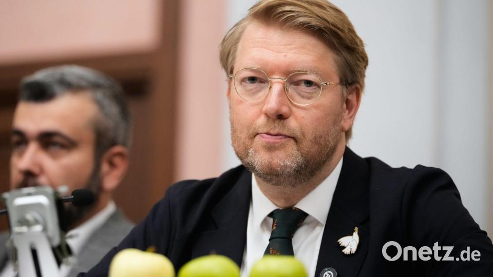 Der Chef der liberalen Oppositionspartei Jabloko, Nikolai Rybakow, verzeichnete zuletzt einen starken Zulauf für seine Partei. Bild: Pavel Bednyakov/AP/dpa