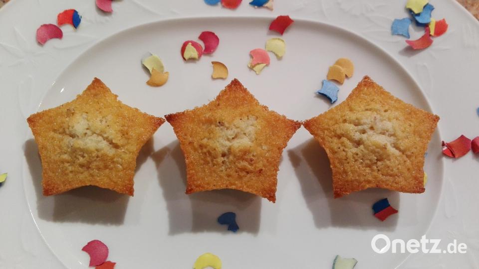 Fast zu schade zum Vernaschen sind die Mandel-Muffins. Schnell gezaubert nach einem Rezept von Sterneköchin Léa Linster. Bild: Stephanie Hladik