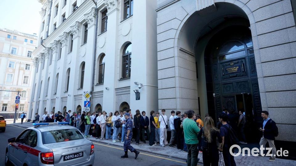 Die zentrale Wahlkommission hatte im Juli noch Jablokos Teilnahme bei der Duma-Wahl einstimmig beschlossen. Bild: Pavel Bednyakov/AP/dpa