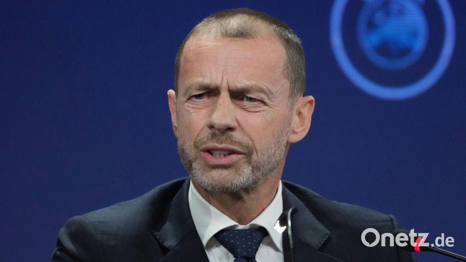 Aleksander Ceferin führt den Aufstand gegen Gianni Infantino an. (Archivbild) Bild: Darko Vojinovic/AP/dpa