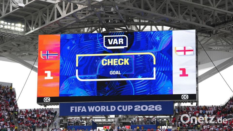 Check: Der Videobeweis wurde auch bei der WM herangezogen. (Archivbild) Bild: Martin Rickett/PA Wire/dpa