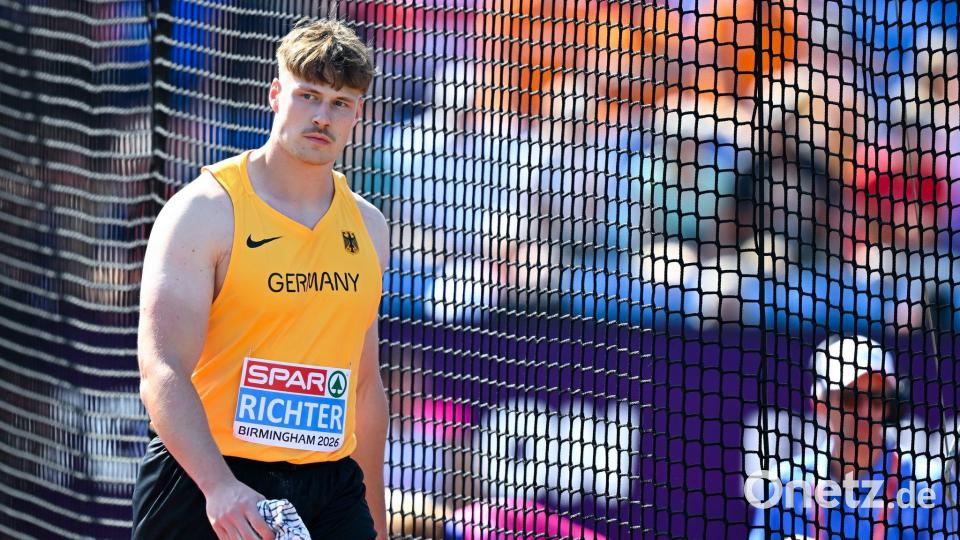 Steven Richter haderte nach der Diskus-Qualifikation mit sich. Bild: Sven Hoppe/dpa
