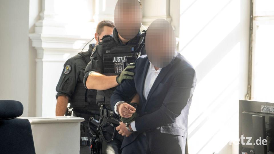 Der Angeklagte soll am 18. Geburtstag des ältesten Kindes auf seine Ehefrau geschossen haben Bild: Stefan Puchner/dpa