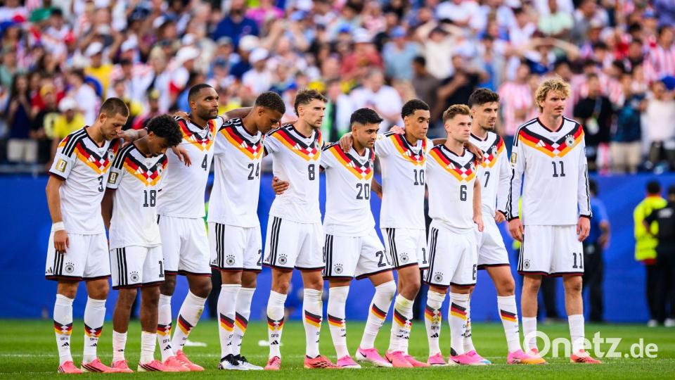 Leon Goretzka (5.v.L.) erlebte die WM-Blamage auf dem Rasen mit. (Archivbild) Bild: Tom Weller/dpa