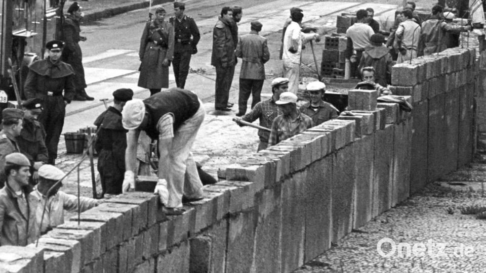 Am frühen Morgen des 13. August 1961 begann der Mauerbau. (Archivbild) Bild: UPI/dpa