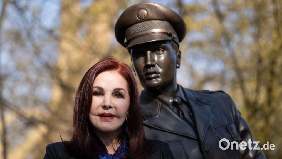 Priscilla und Elvis waren sechs Jahre lang verheiratet. (Archivbild) Bild: Boris Roessler/dpa