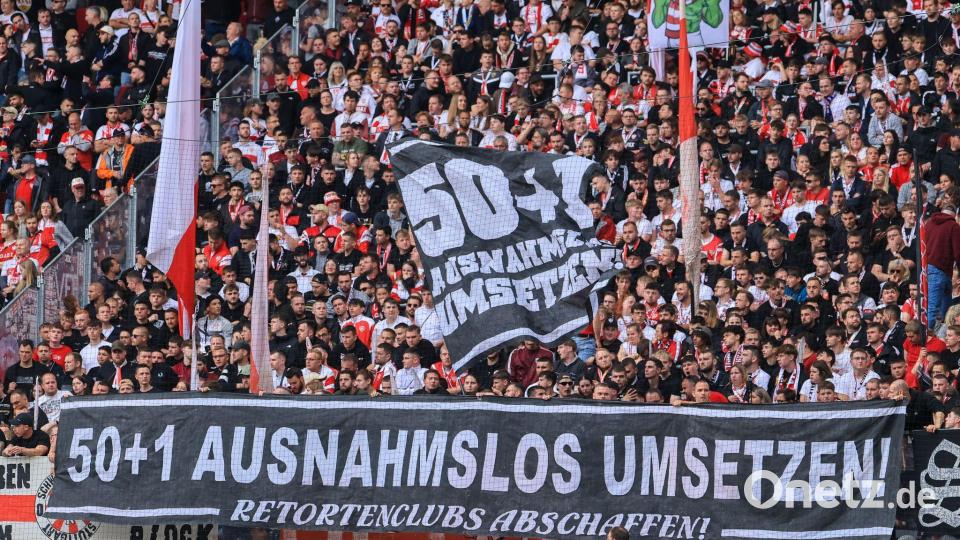 Die Meinung vieler Fans zur 50+1-Regel ist klar. (Archivbild) Bild: Jan Woitas/dpa