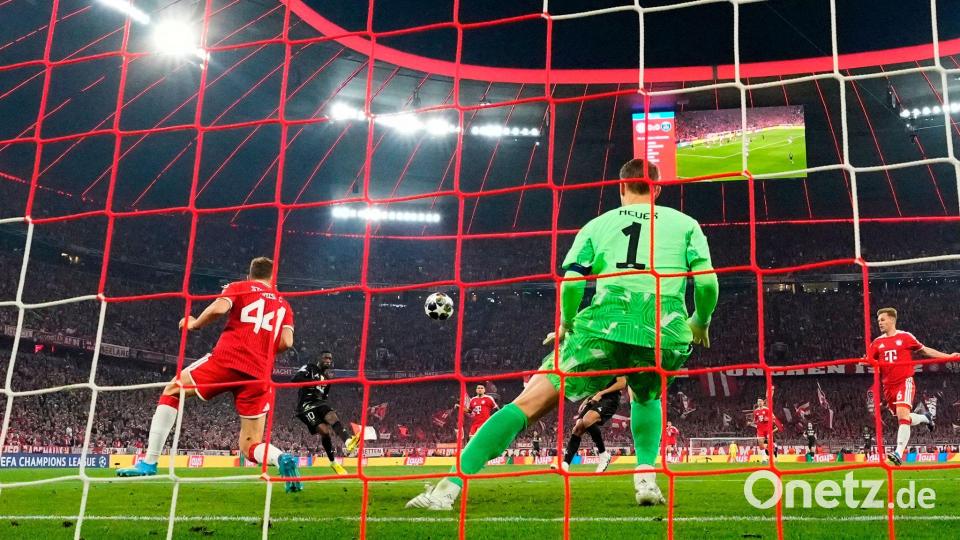 Ousmane Dembele (hinten l) von PSG erzielt das Tor zum 0:1 während des Champions-League-Halbfinal-Rückspiels zwischen Bayern München und Paris Saint Germain. Bild: Martin Meissner/AP/dpa