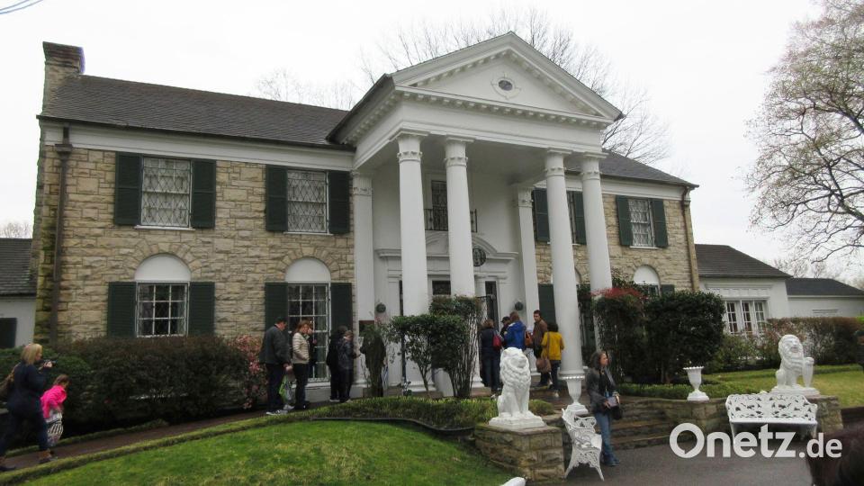 Die Villa in Memphis ist eine Pilgerstätte für Fans. (Archivbild) Bild: Beth J. Harpaz/AP