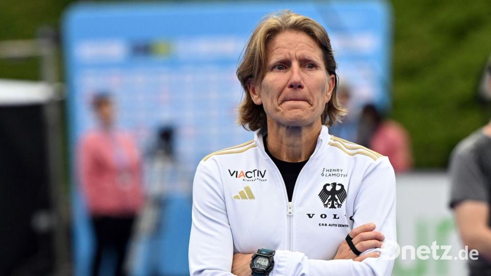 Bundestrainerin Janneke Schopman geht mit 13 WM-Debütantinnen in das Turnier. (Archivbild) Bild: Federico Gambarini/dpa