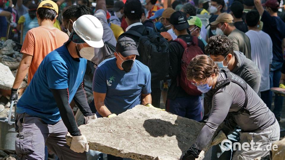 Unter den Trümmern werden viele Menschen vermutet. Bild: Jorge Orozco/colprensa/dpa